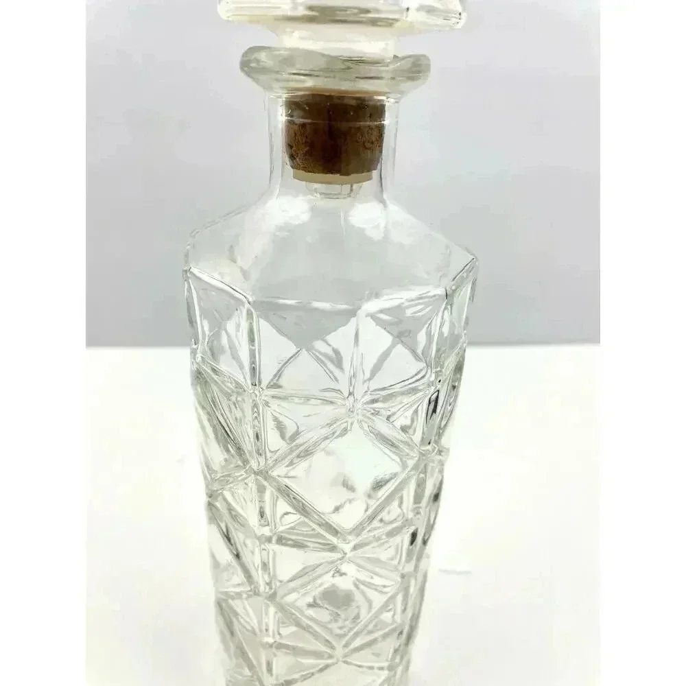 VTG Cut Glass Decanter Liquor Wine‎ Bottle Diamond Pattern 11.5
